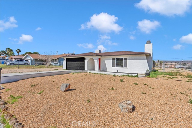 Detail Gallery Image 4 of 36 For 581 Starlight St, Barstow,  CA 92311 - 3 Beds | 2 Baths