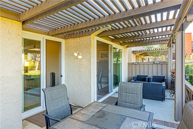 Detail Gallery Image 15 of 55 For 642 Colonial Cir, Fullerton,  CA 92835 - 3 Beds | 3 Baths