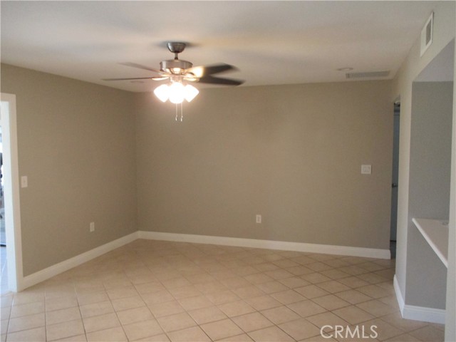 Image 22 of 50 For 26145 Cherry Hills Boulevard