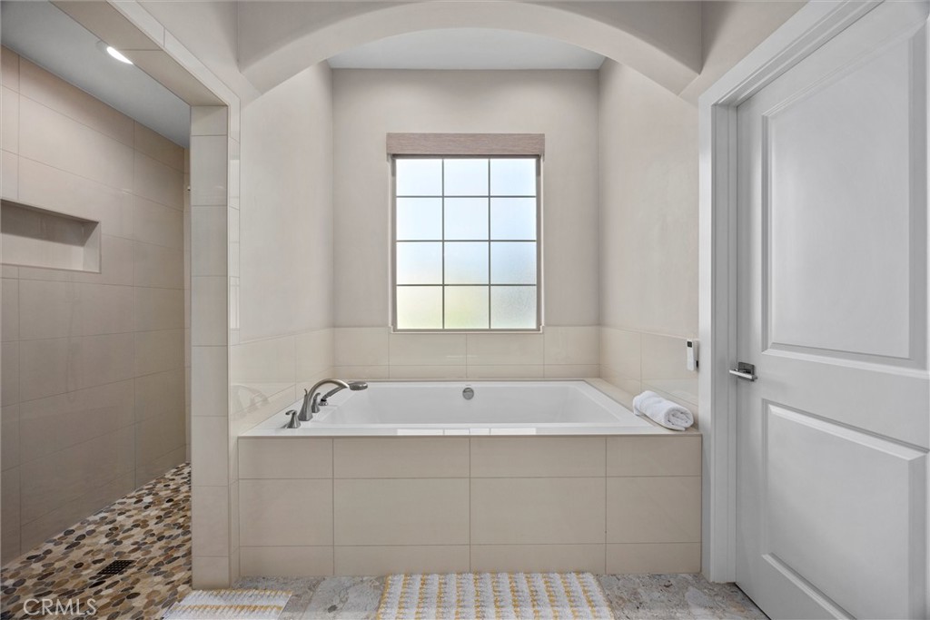 MLS #PI25250579 image #28