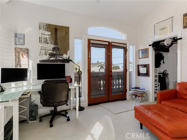 1728 Haynes Lane, Redondo Beach, California 90278, 4 Bedrooms Bedrooms, ,2 BathroomsBathrooms,Residential,Sold,Haynes,SB17237619