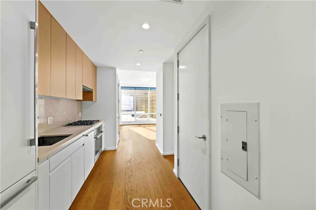 Detail Gallery Image 12 of 27 For 877 Francisco #517,  Los Angeles,  CA 90017 - 0 Beds | 1 Baths