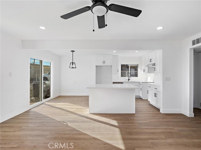 Detail Gallery Image 11 of 24 For 840 E Virginia, Barstow,  CA 92311 - 3 Beds | 2 Baths