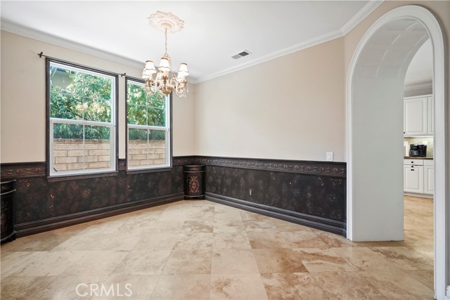 29123 Black Pine Way, Saugus CA: https://media.crmls.org/medias/d873f4e2-610d-47e8-ae6e-aad03a8dfaa2.jpg