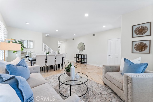 Detail Gallery Image 7 of 32 For 2 Washington, Irvine,  CA 92606 - 4 Beds | 2/1 Baths
