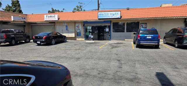 609 N Long Beach Boulevard, Compton CA: https://media.crmls.org/medias/d8750cbc-ecc8-4796-b2a9-bfa3c6ca7b36.jpg