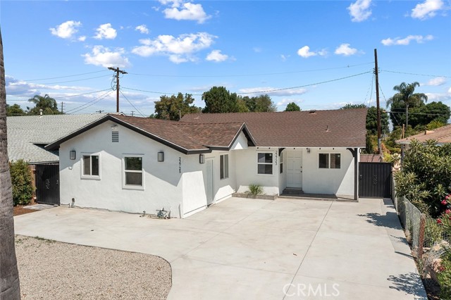 22723 Leonora Drive, Woodland Hills CA: https://media.crmls.org/medias/d8759b6e-6c7e-4202-a3df-ca881d784ea5.jpg