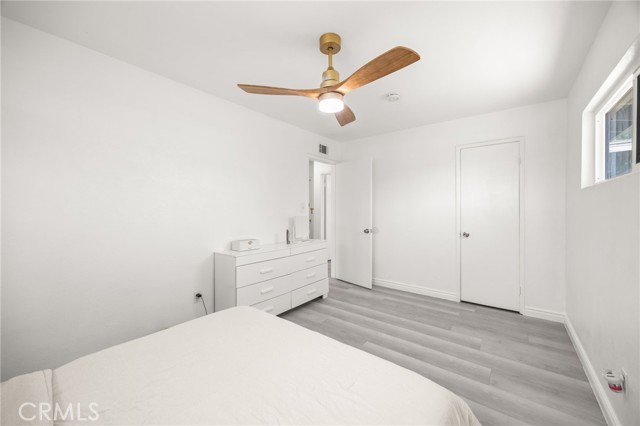 Detail Gallery Image 12 of 34 For 17875 Merrill, Fontana,  CA 92335 - 3 Beds | 1/1 Baths