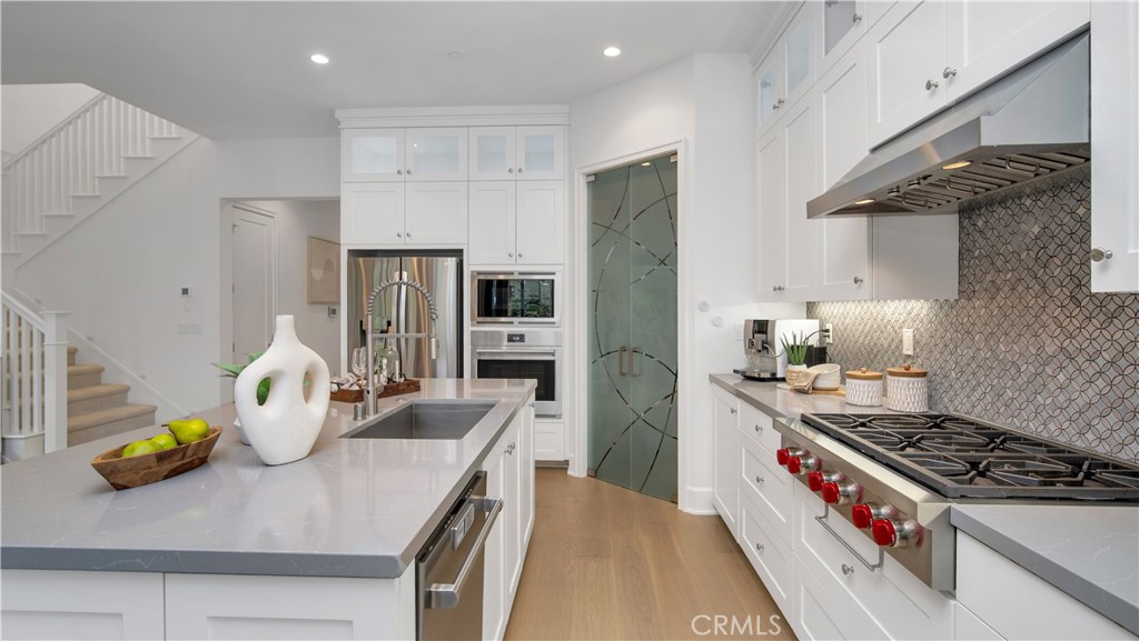 MLS #OC25256306 image #15