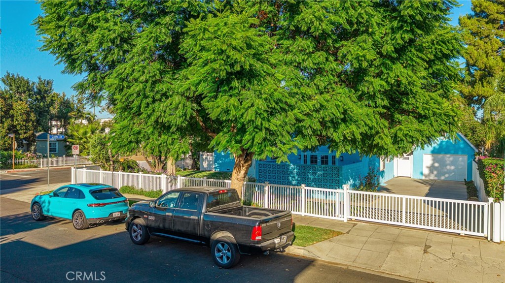 D8763F37 057D 4Ad7 B023 3B7F867279Be 14156 Califa, Sherman Oaks, Ca 91401 &Lt;Span Style='BackgroundColor:transparent;Padding:0Px;'&Gt; &Lt;Small&Gt; &Lt;I&Gt; &Lt;/I&Gt; &Lt;/Small&Gt;&Lt;/Span&Gt;