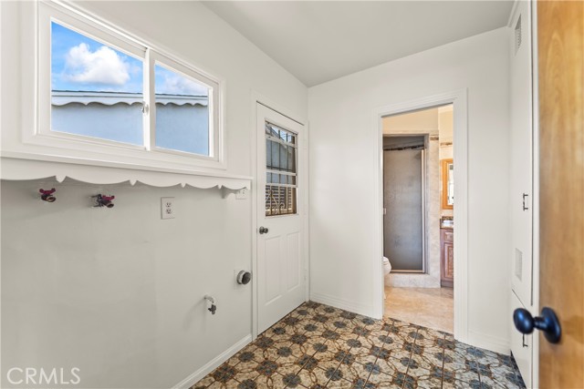 Detail Gallery Image 24 of 43 For 2021 Elanita Dr, San Pedro,  CA 90732 - 3 Beds | 2 Baths