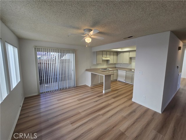 Detail Gallery Image 8 of 21 For 16772 Blanton Ln #1,  Huntington Beach,  CA 92649 - 3 Beds | 2/1 Baths