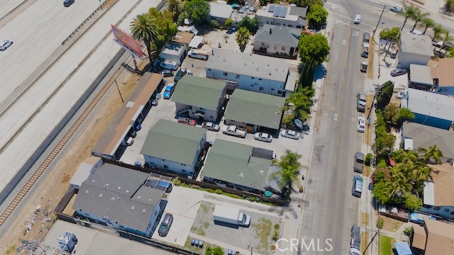 Image 14 of 17 For 3844 Whiteside Street