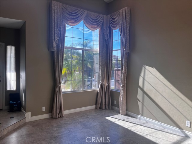 29 Del Padre, Lake Forest CA: https://media.crmls.org/medias/d87891e5-2d34-4cd5-ba6e-36413bed265d.jpg