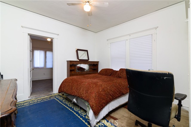 Detail Gallery Image 12 of 15 For 1593 W 47th St, Los Angeles,  CA 90062 - 3 Beds | 1/1 Baths