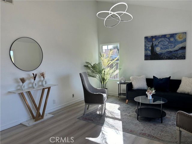 Detail Gallery Image 6 of 29 For 1052 Umbarger Rd, San Jose,  CA 95121 - 3 Beds | 2 Baths