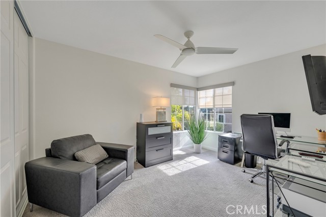 939 Blue Mountain, Westlake Village CA: https://media.crmls.org/medias/d87a26c1-2088-490a-af1b-b9963c557580.jpg