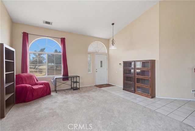 Detail Gallery Image 5 of 47 For 12035 Barbet, Phelan,  CA 92371 - 4 Beds | 2 Baths