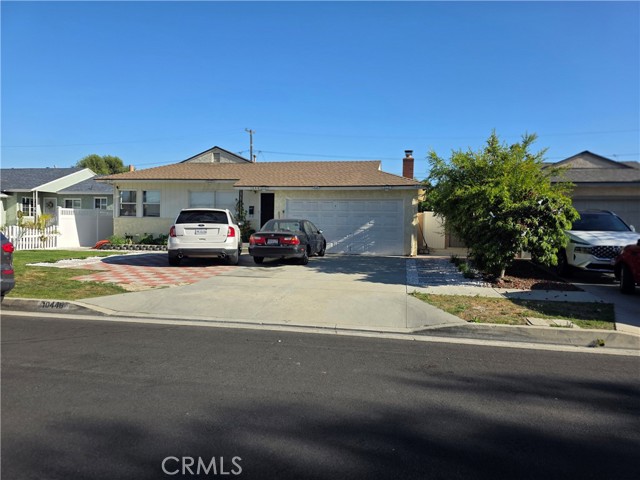 Detail Gallery Image 1 of 20 For 10446 Highdale St, Bellflower,  CA 90706 - 3 Beds | 2 Baths