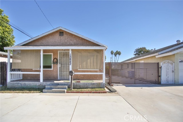 Detail Gallery Image 1 of 1 For 13842 Edwards St, Westminster,  CA 92683 - 2 Beds | 1 Baths