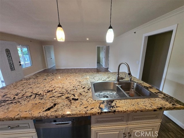 Detail Gallery Image 6 of 13 For 1142 Nipomo, Los Osos,  CA 93402 - 4 Beds | 1 Baths