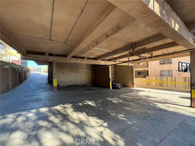 Detail Gallery Image 11 of 12 For 322 West Ave 38 #G,  Los Angeles,  CA 90065 - 2 Beds | 1 Baths