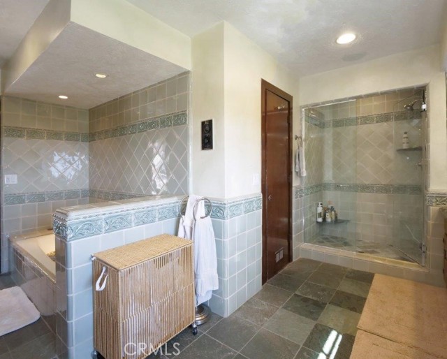 3242 Parkhurst Drive, Rancho Palos Verdes, California 90275, 5 Bedrooms Bedrooms, ,4 BathroomsBathrooms,Single Family Residence,For Sale,Parkhurst,PV24057227