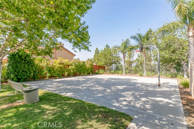 12134 Via Santa Marta, Sylmar CA: https://media.crmls.org/medias/d87c3de2-5a11-4e9c-a989-76ffcf591064.jpg