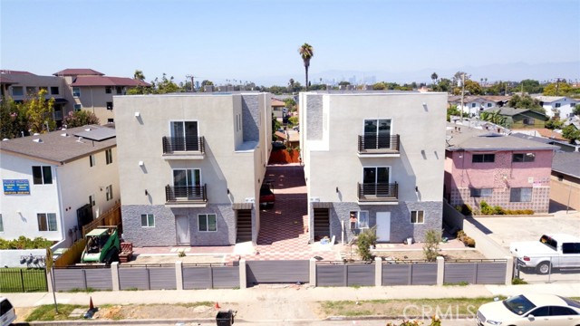 127 88th Street, Los Angeles, California 90003, ,Multi-Family,For Sale,88th,SB24166496