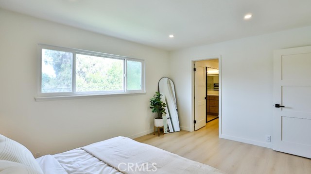 2737 Lorenzo Avenue, Costa Mesa CA: https://media.crmls.org/medias/d87ced94-638b-469b-ba1c-276f495d59d1.jpg