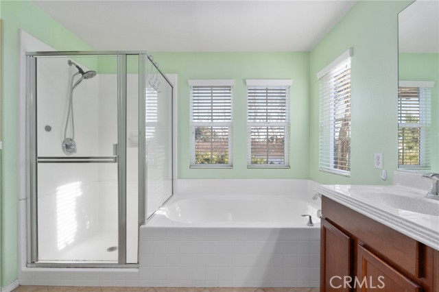 Detail Gallery Image 16 of 27 For 237 West Linden Drive, Orange,  CA 92865 - 4 Beds | 2/1 Baths