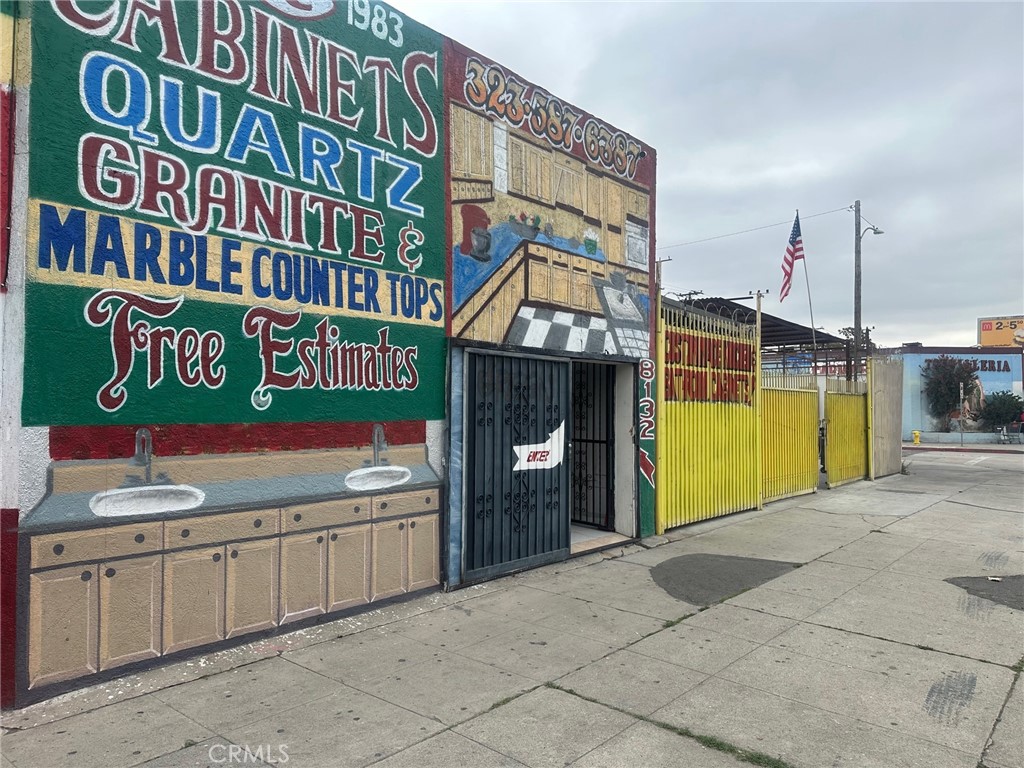 8132 S Central Avenue, Los Angeles, CA 90001