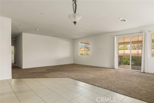 Detail Gallery Image 7 of 22 For 12720 Palomino Ct, Grand Terrace,  CA 92313 - 4 Beds | 2/1 Baths