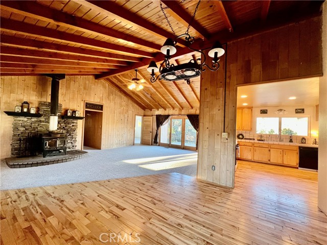 Detail Gallery Image 2 of 32 For 1118 Snowline, Frazier Park,  CA 93225 - 4 Beds | 2/1 Baths