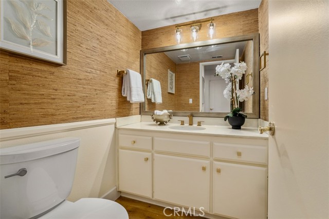 922 N Redding Way, Upland CA: https://media.crmls.org/medias/d87f23de-0cf8-4345-983e-4864d128afd2.jpg