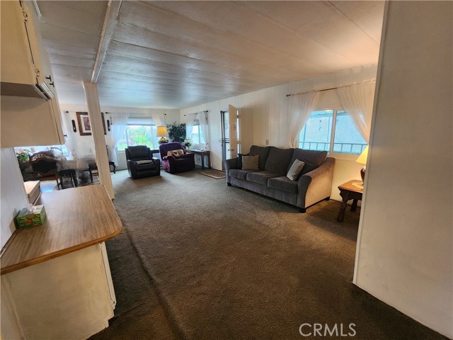 Image 15 of 23 For 10383 Larkin Road 50