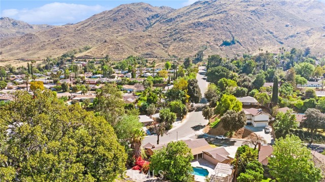 Detail Gallery Image 41 of 42 For 134 W Broadbent, Riverside,  CA 92507 - 4 Beds | 3 Baths