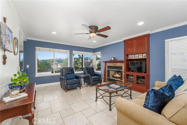 2151 Lyon Avenue, Riverside CA: https://media.crmls.org/medias/d882ca92-00fd-48e9-92e0-de2659be8be0.jpg