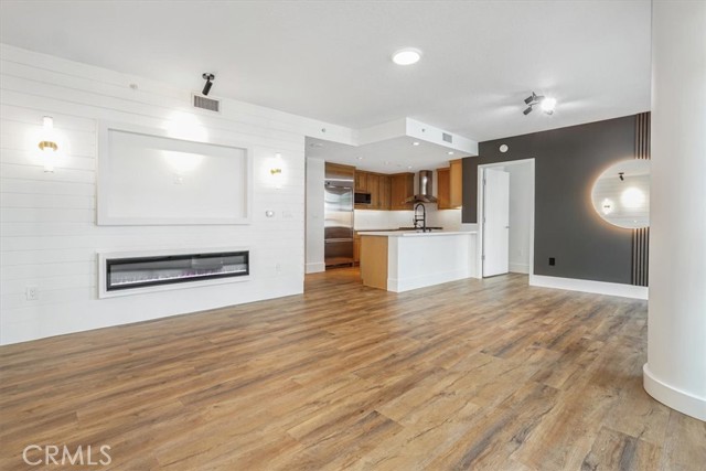 3131 Michelson Drive, Irvine CA: https://media.crmls.org/medias/d8836bfb-49ca-4ebb-ad56-b4324a7c3805.jpg