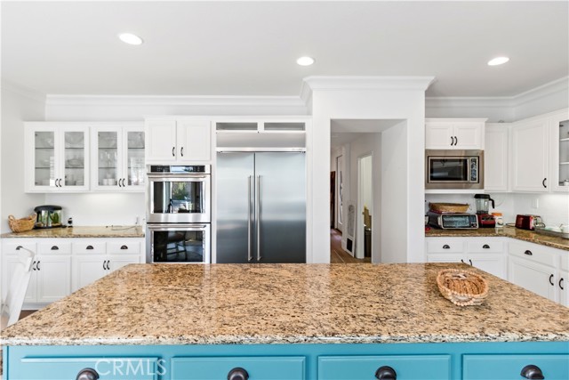 23556 Kathryn Street, Murrieta CA: https://media.crmls.org/medias/d8837dd1-9038-472a-8658-b71ce9a4d155.jpg