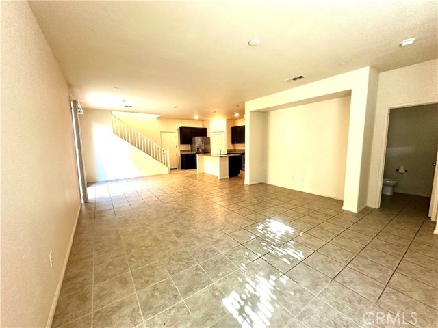 Detail Gallery Image 6 of 19 For 2119 Lavender, Colton,  CA 92324 - 4 Beds | 2/1 Baths