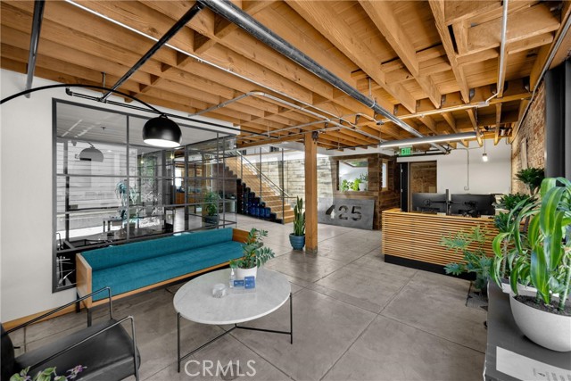 Image 7 of 47 For 425 4th Street E