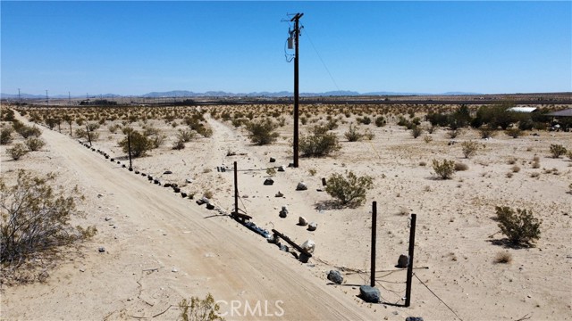 Detail Gallery Image 17 of 28 For 68750 Amboy Rd, Twentynine Palms,  CA 92277 - – Beds | – Baths