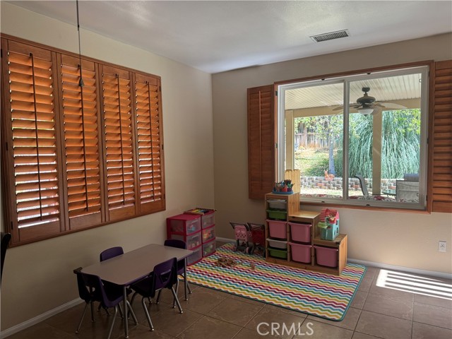 Detail Gallery Image 7 of 29 For 36604 Bay Hill Dr, Beaumont,  CA 92223 - 3 Beds | 2 Baths