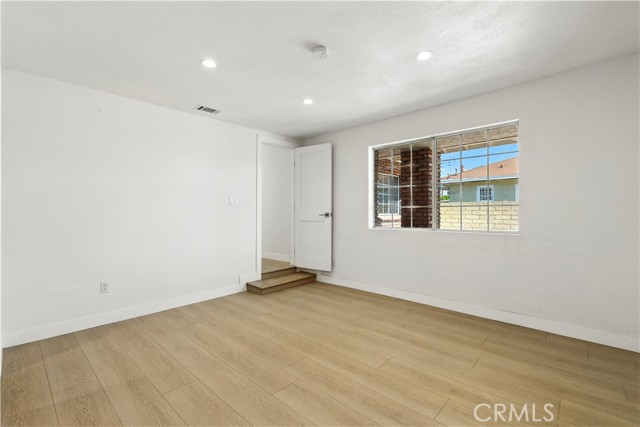 Detail Gallery Image 21 of 31 For 10414 El Dorado Ave, Pacoima,  CA 91331 - 3 Beds | 1 Baths