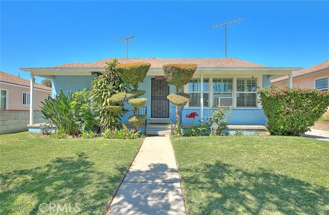 Detail Gallery Image 1 of 8 For 2065 Woods Ave, Monterey Park,  CA 91754 - 3 Beds | 1 Baths