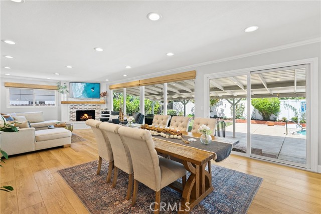 Detail Gallery Image 11 of 35 For 12921 Eveningside Dr, North Tustin,  CA 92705 - 3 Beds | 3 Baths