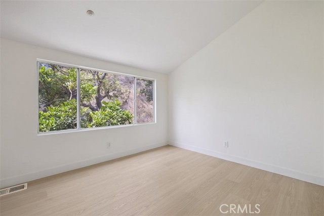 3709 Las Flores Canyon Road, Malibu CA: https://media.crmls.org/medias/d886127d-3d27-4684-b7d8-8748f8052fb9.jpg