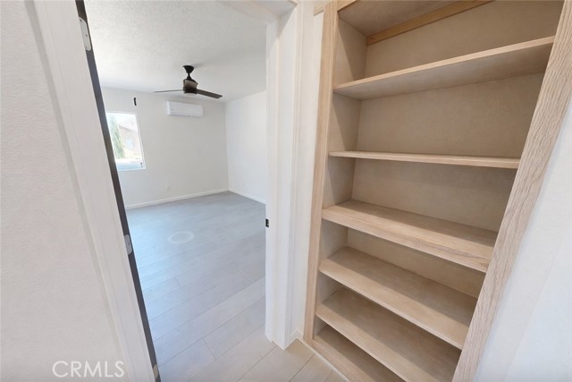 Detail Gallery Image 8 of 13 For 5637 Redwood #B,  Palmdale,  CA 93551 - 2 Beds | 1 Baths
