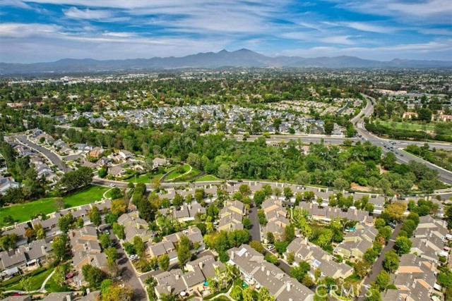 Detail Gallery Image 34 of 53 For 32 Silveroak, Aliso Viejo,  CA 92656 - 3 Beds | 2/1 Baths